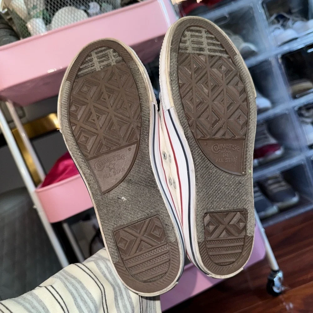 Converse Kids Cream Sneakers with Red Accents